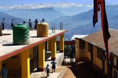 Panorama sull'Himalaya alla Bhagawati