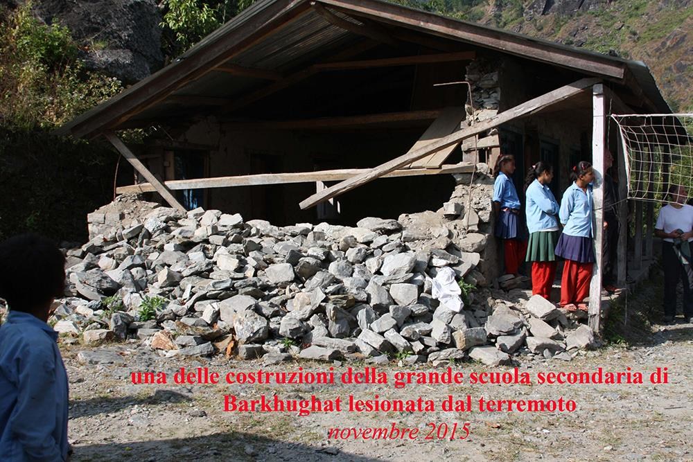 Terremoto 2015 Barkhugat - Solokhumbu Nepal