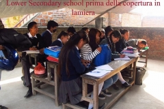 Lezioni-sul-tetto-scuola-di-Shree-Bidyodaya-Lower-Secondary-school-prima-della-copertura-in-lamiera