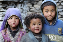 Trio di tenerezza CiaoNamastè Nepal